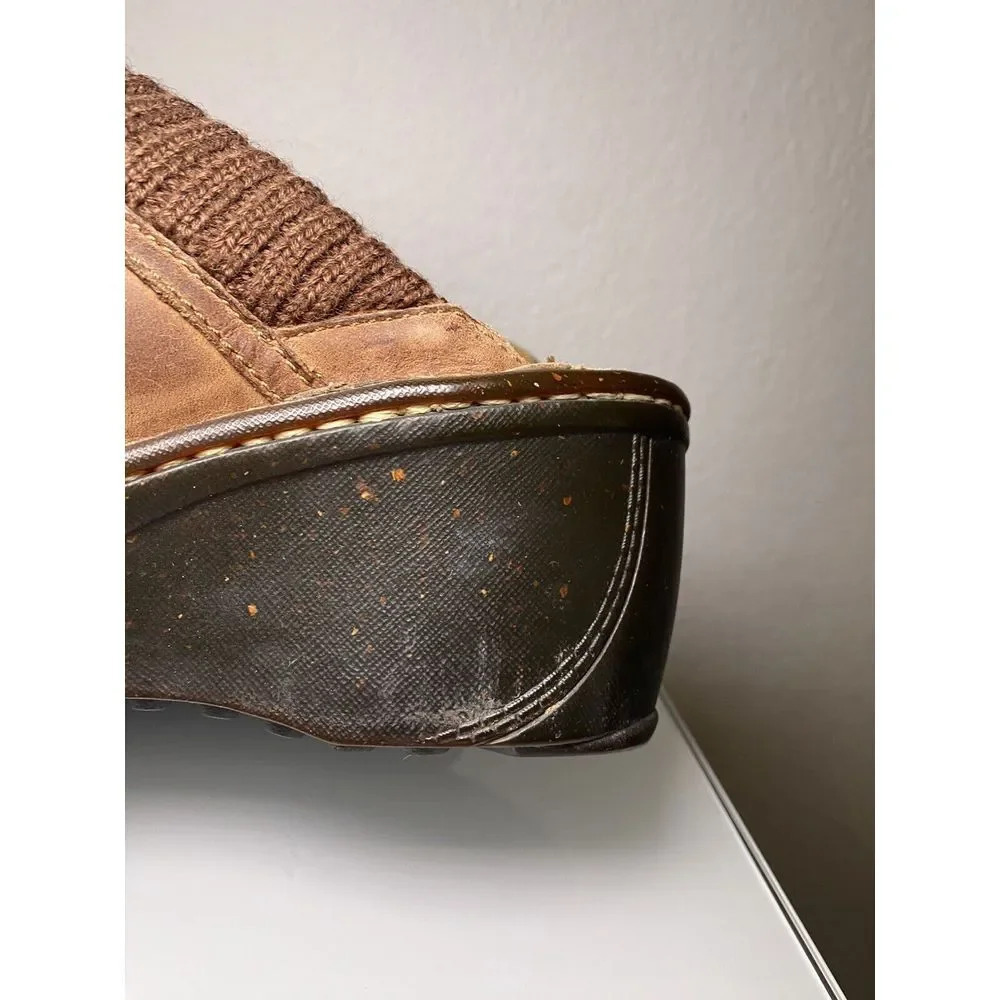 UGG Gael 3085 Brown Distressed Nubuck Leather Mules Wedges Slides Size 8 Used - Picture 9 of 16